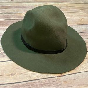 ECOTE 100% Wide Brim Wool Army Green Hat